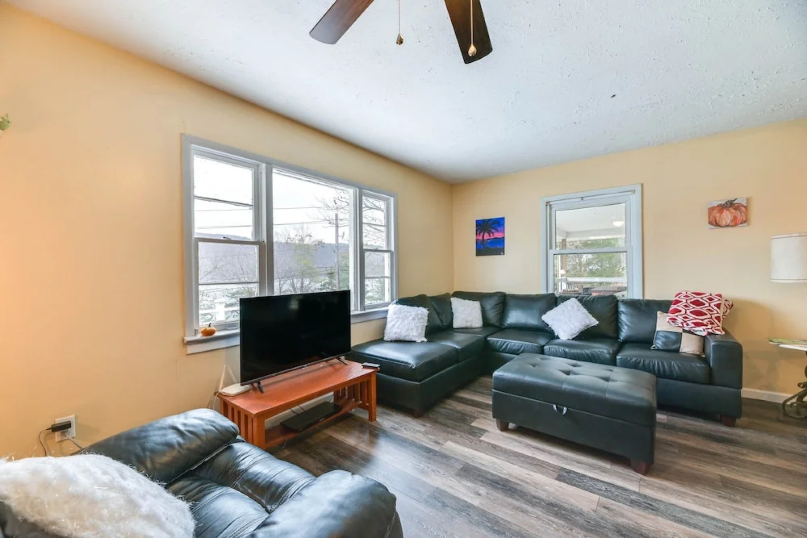 Pet-friendly New York Escape w/ Deck & Lake Views!