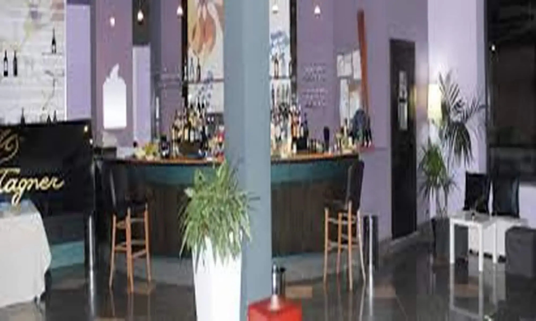 Marina Palace Hotel & Congress Hall