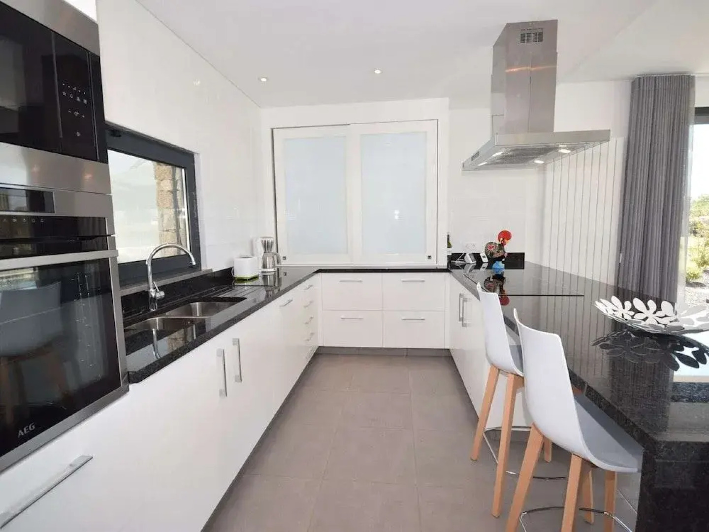 Villa in Alcobaca With Private Pool