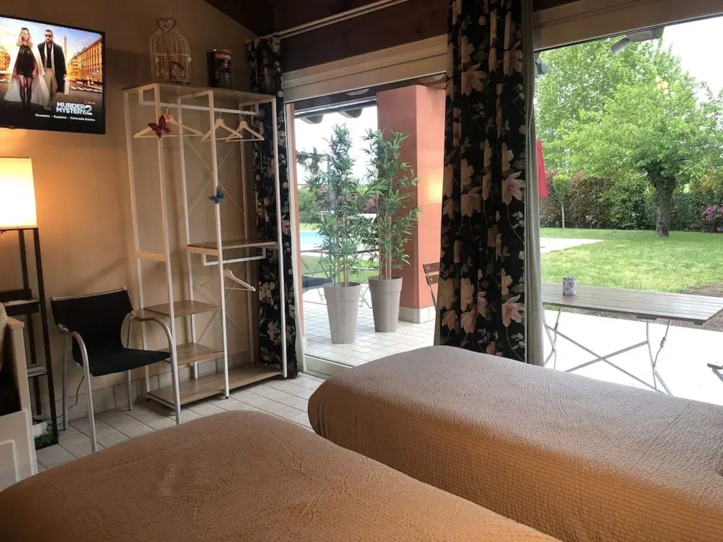 Room in Studio - Studio Apartment With Kitchen in one Room