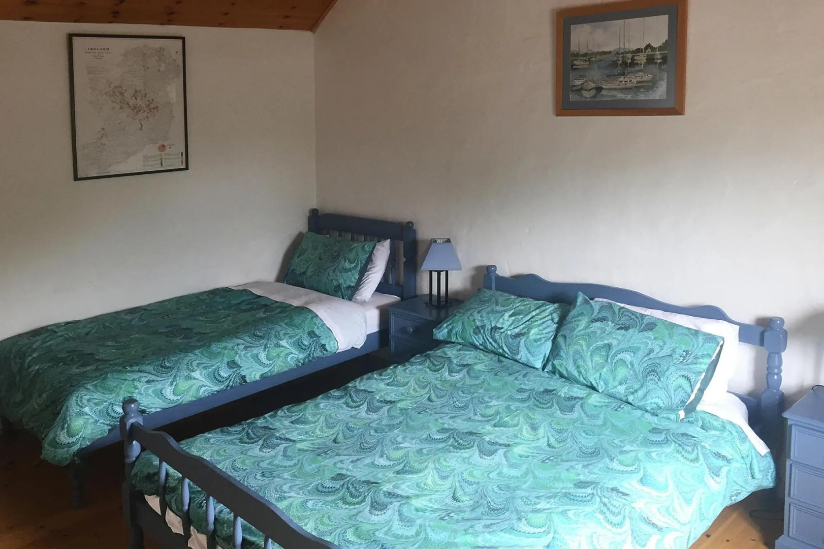 TerryGlass cottage with BBQ