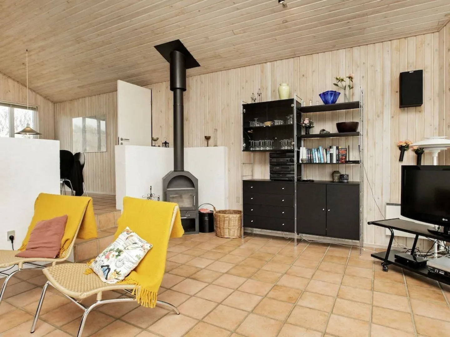 Luxurious Holiday Home in Bindslev With Whirlpool