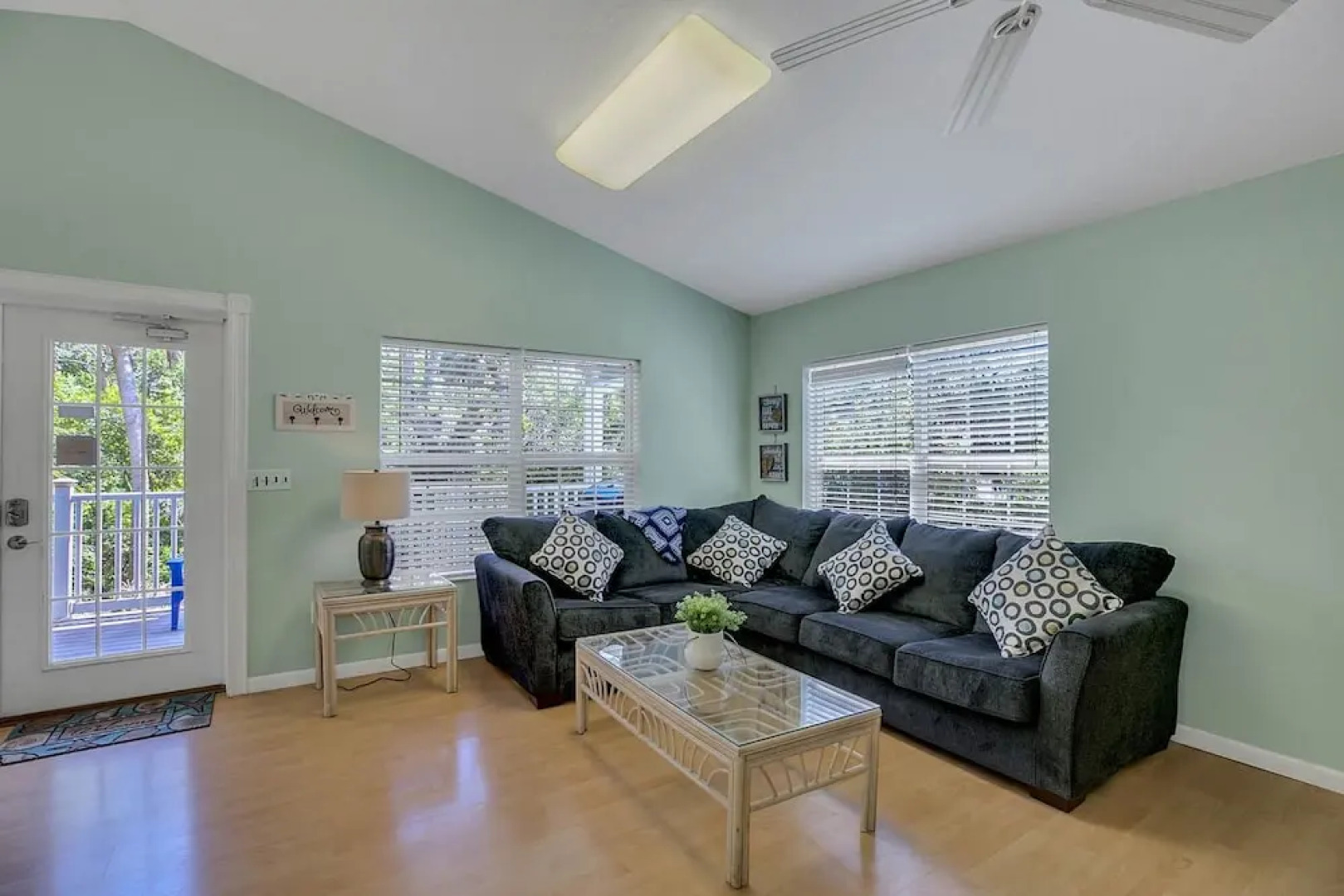 4BR Beach-Central Duplex by RedAwning