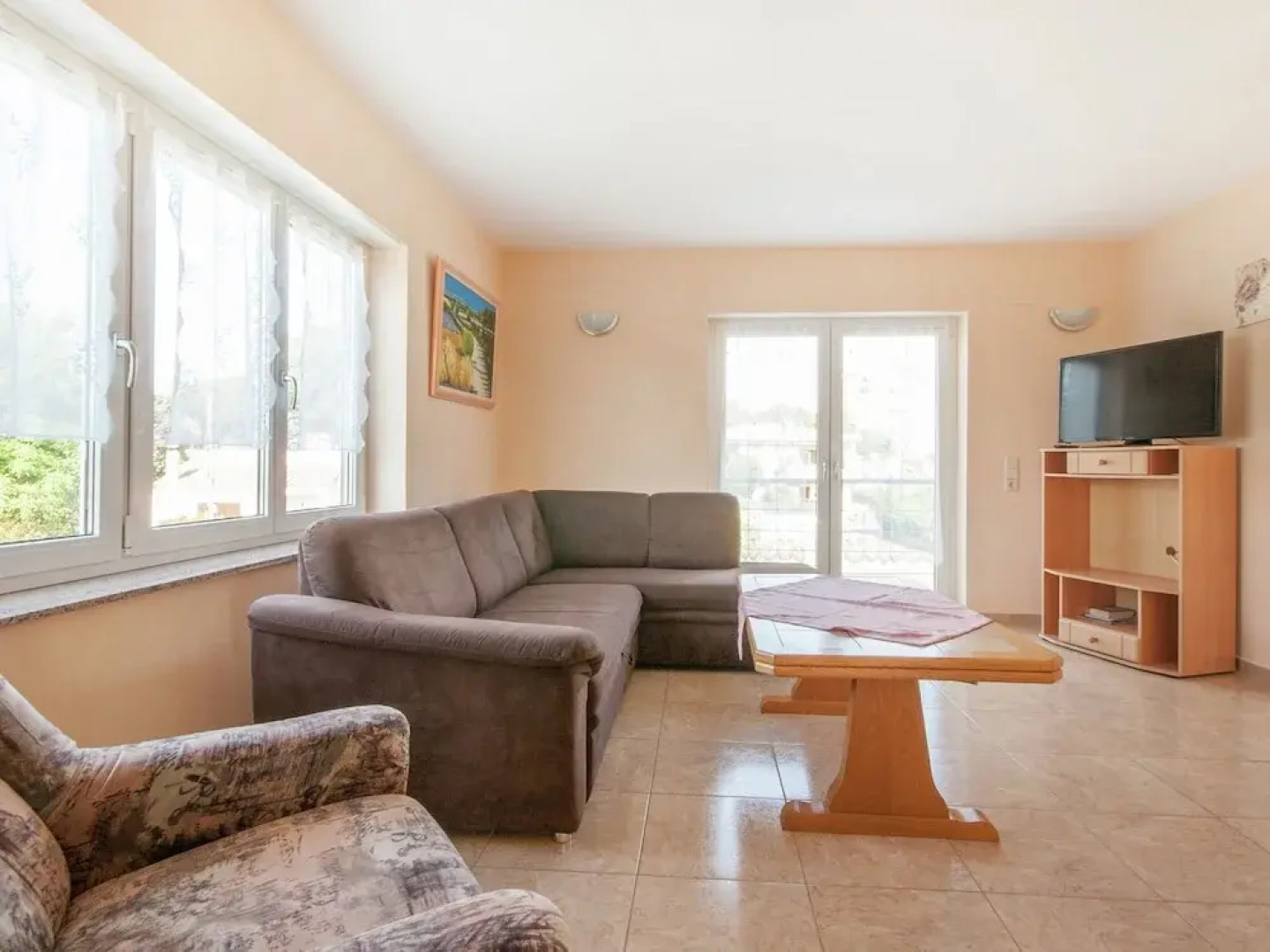 Holiday Home With Private Pool in Sant Pere Pescador