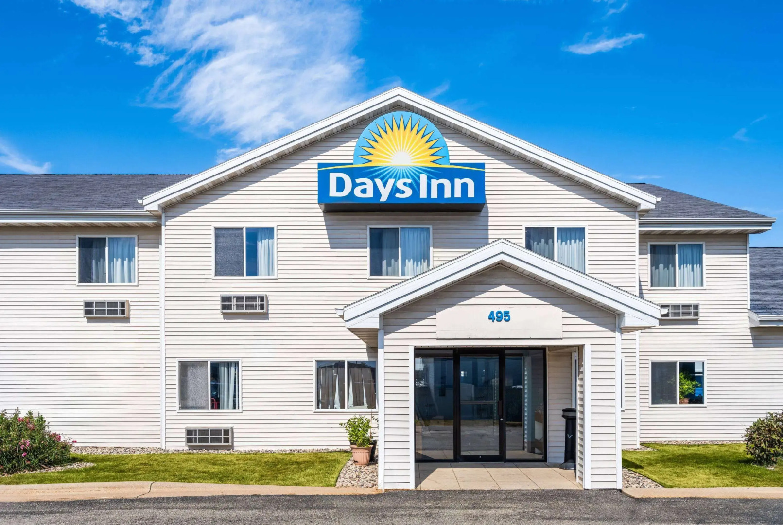 Days Inn by Wyndham Neenah