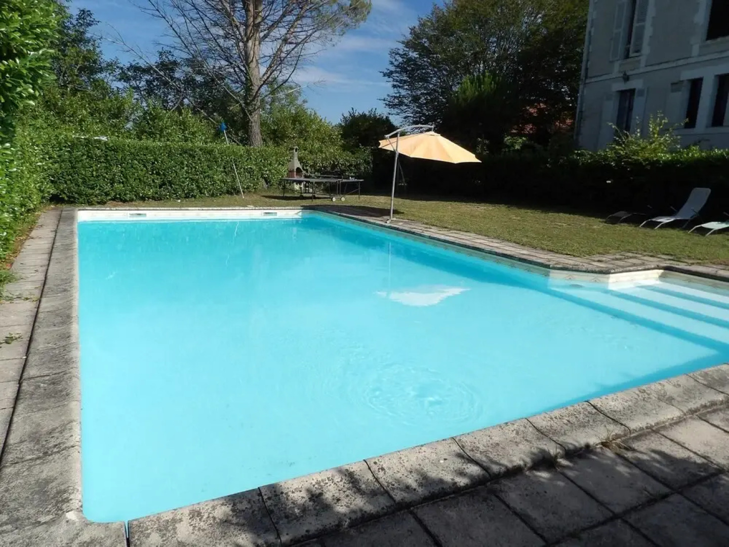 Villa With 5 Bedrooms in Hautefort, With Private Pool and Furnished Garden - 1 km From the Beach