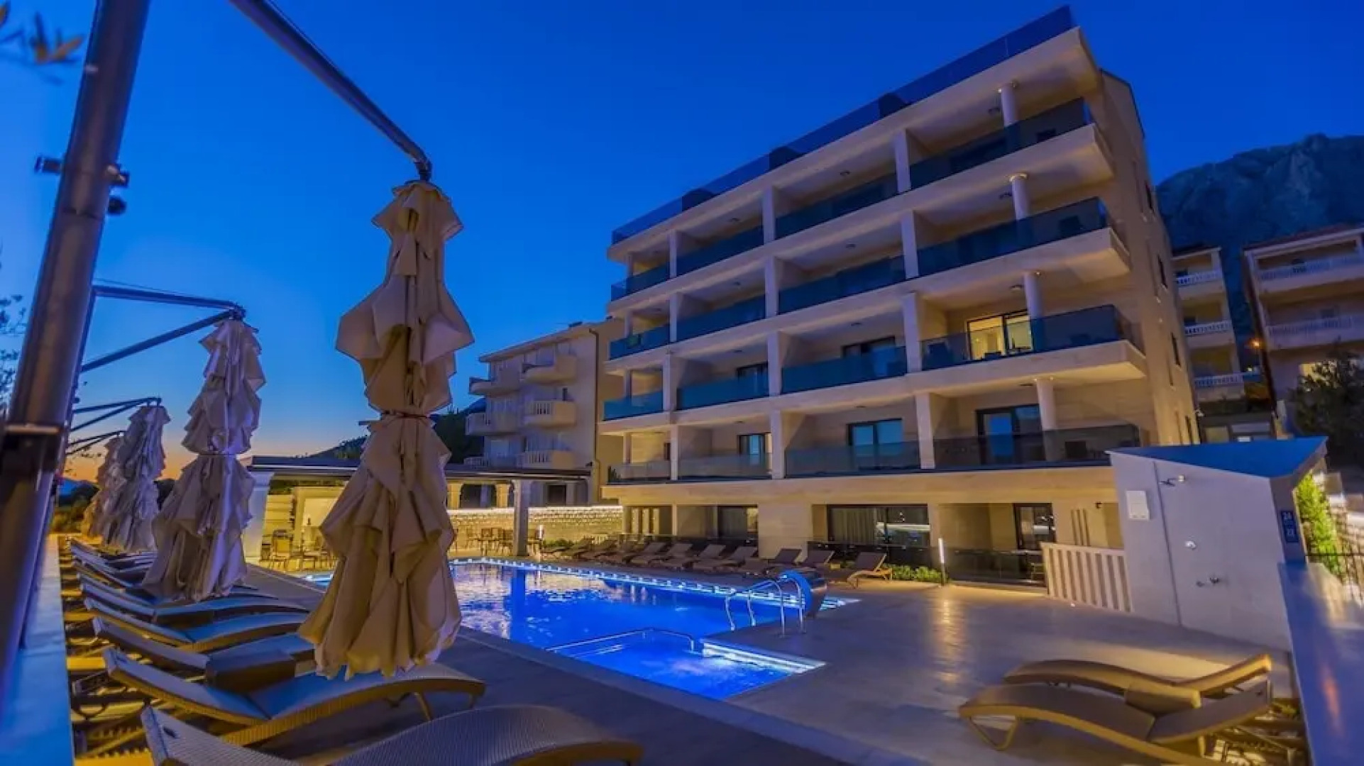 Luxury ApartHotel Makarska