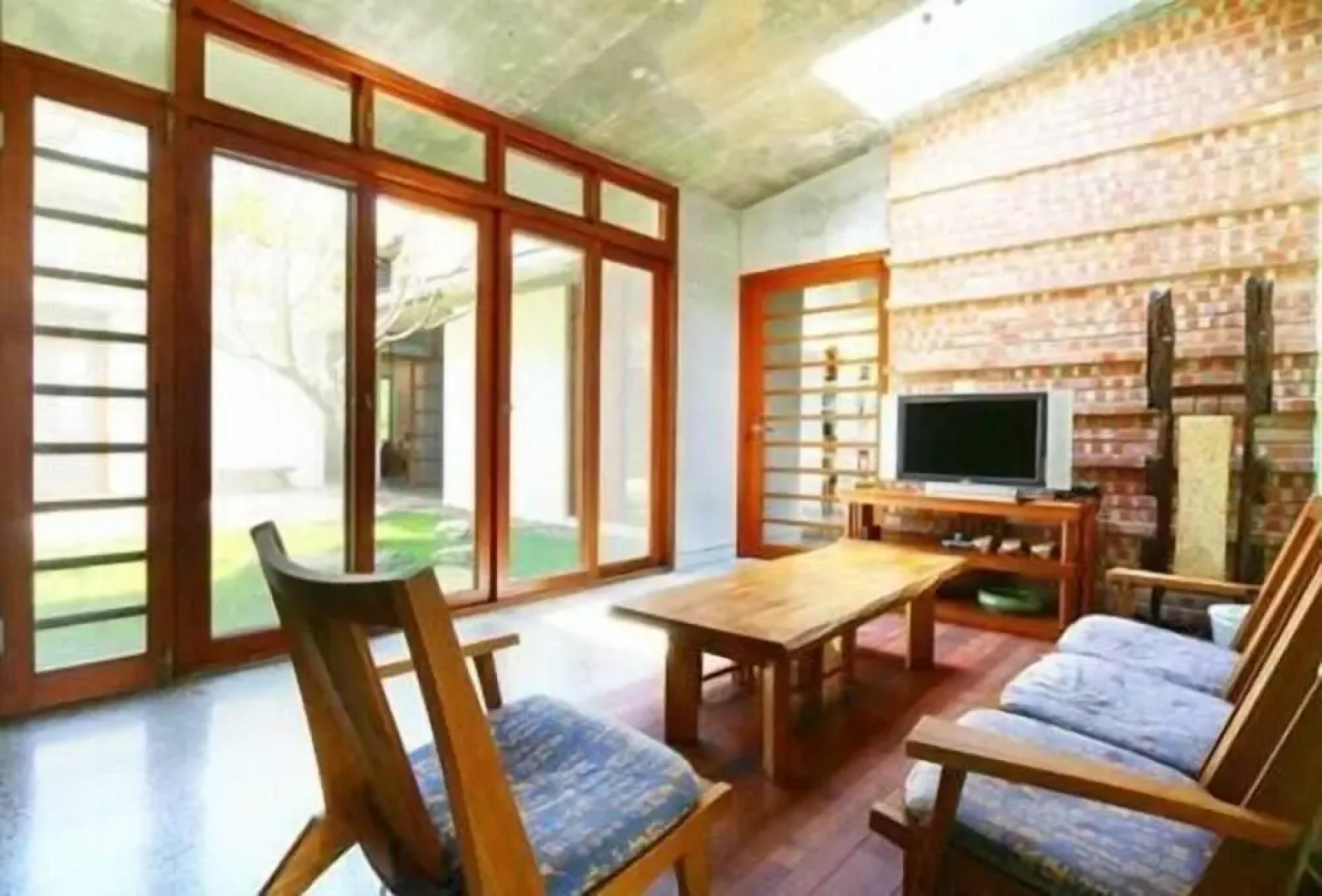Chang House