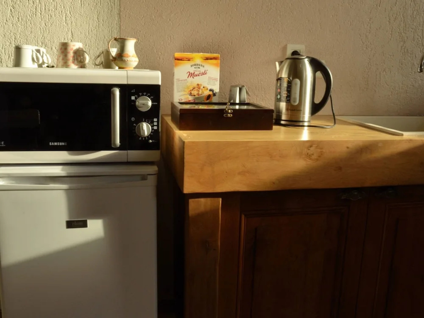 Le Jardin Des Pierres Dorées