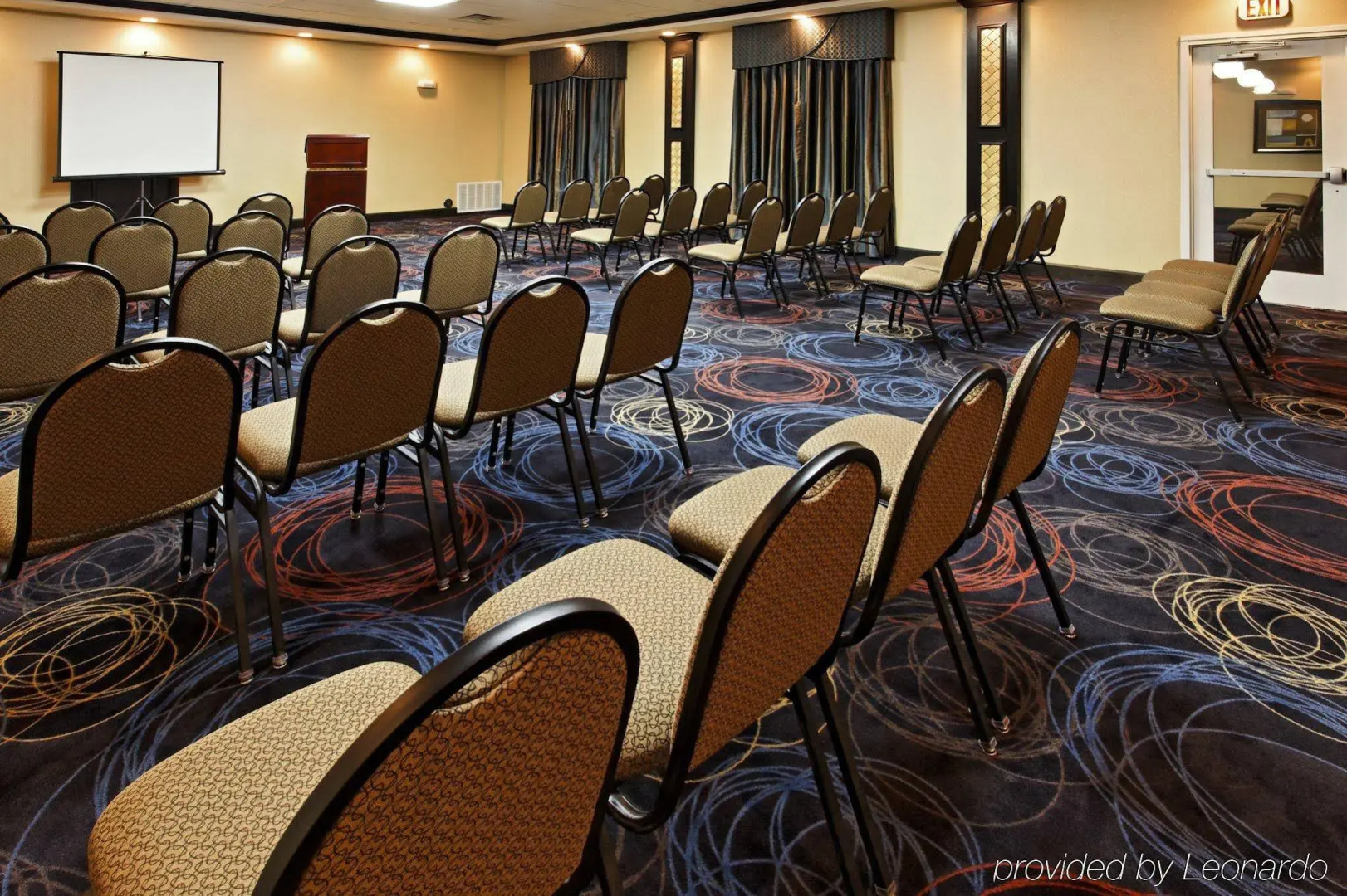 Holiday Inn Express Glen Rose by IHG