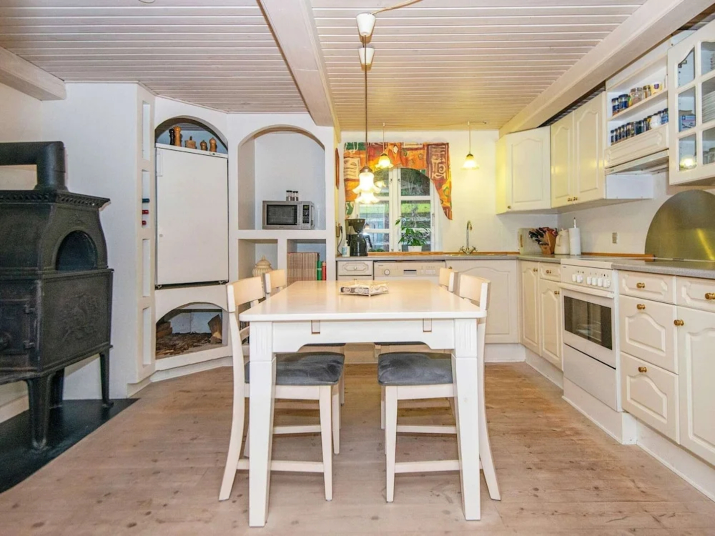 6 Person Holiday Home in Grenaa