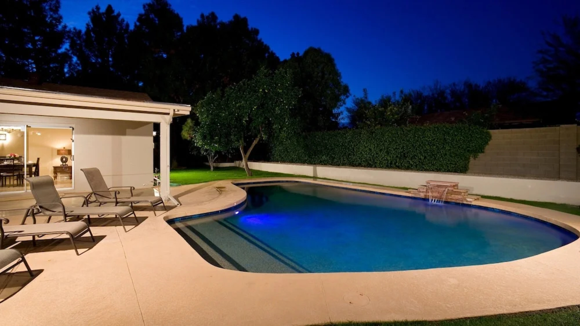 Just Listed! Kierland Home w Htd Pool and Hot tub