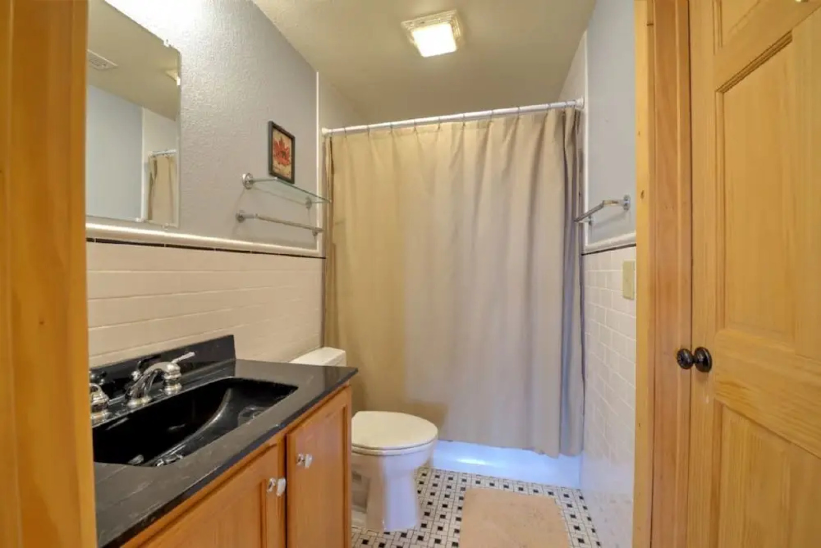 Black Bear Lodge at Scenic Wolf Resort - 3 Br Cabin