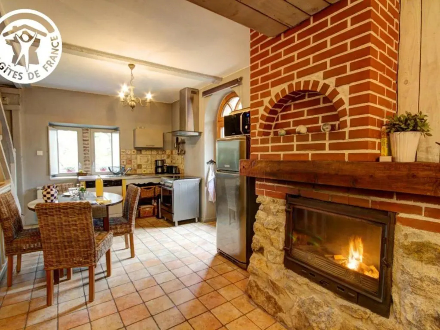 Gîte Montbrison, 2 pièces, 2 personnes - FR-1-496-158