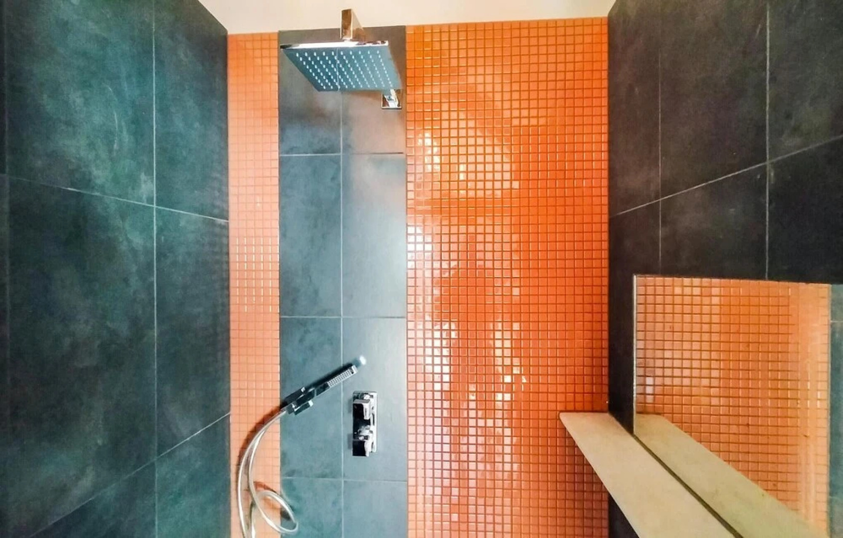 Nice Home in Knesselare With 6 Bedrooms and Wifi