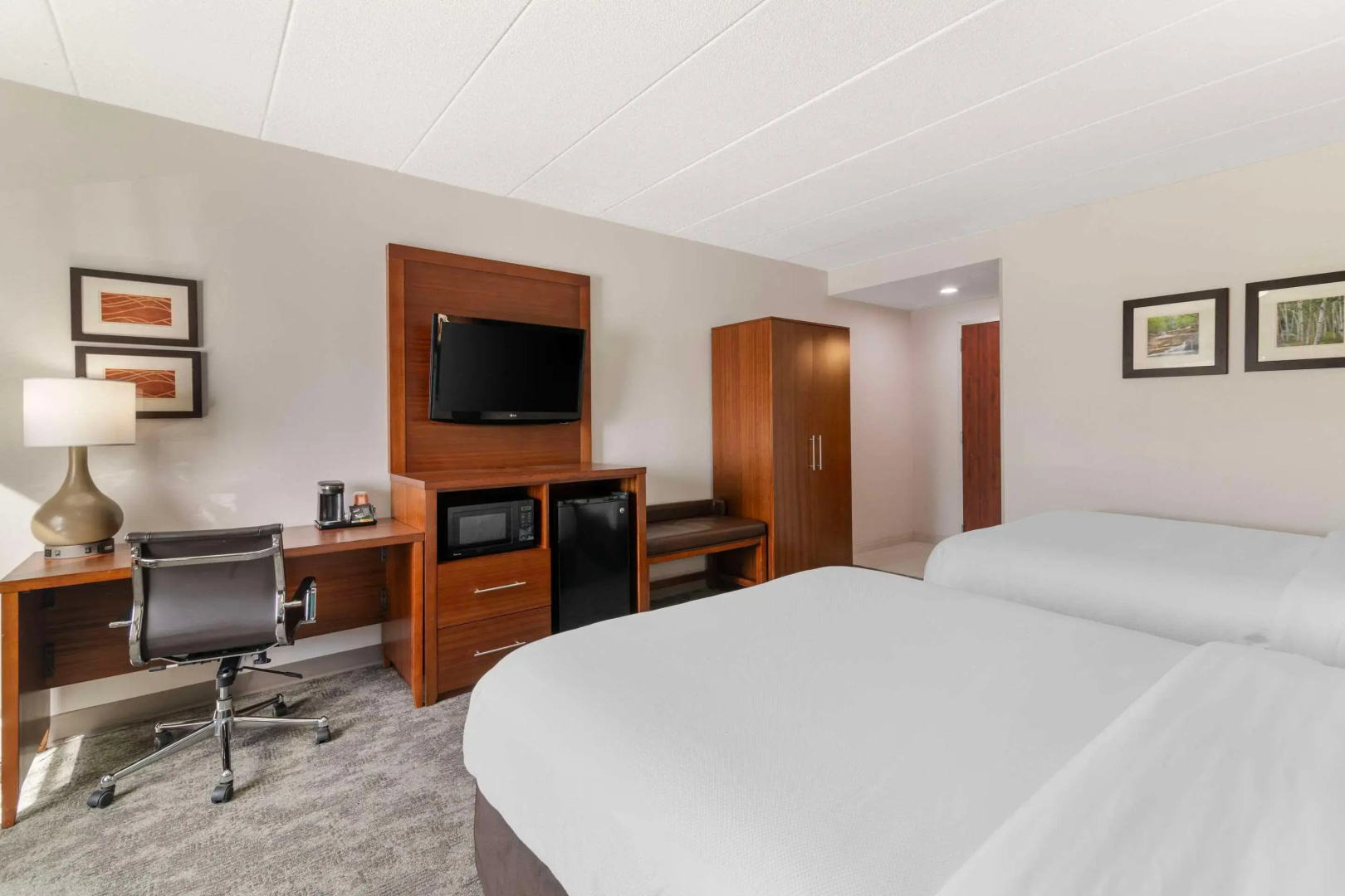 Comfort Inn Manchester Airport
