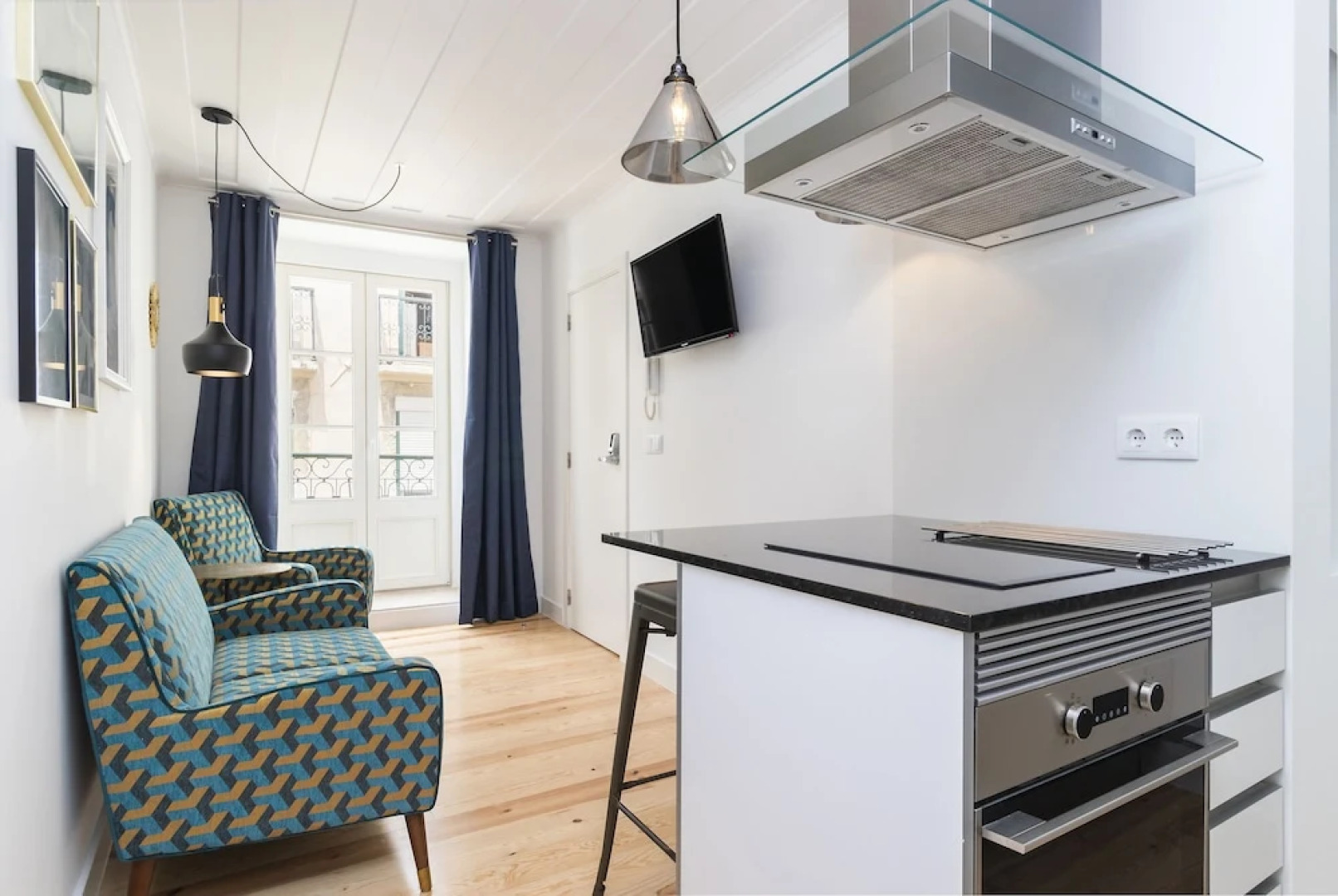 Lisbon Bica Suites Apartments