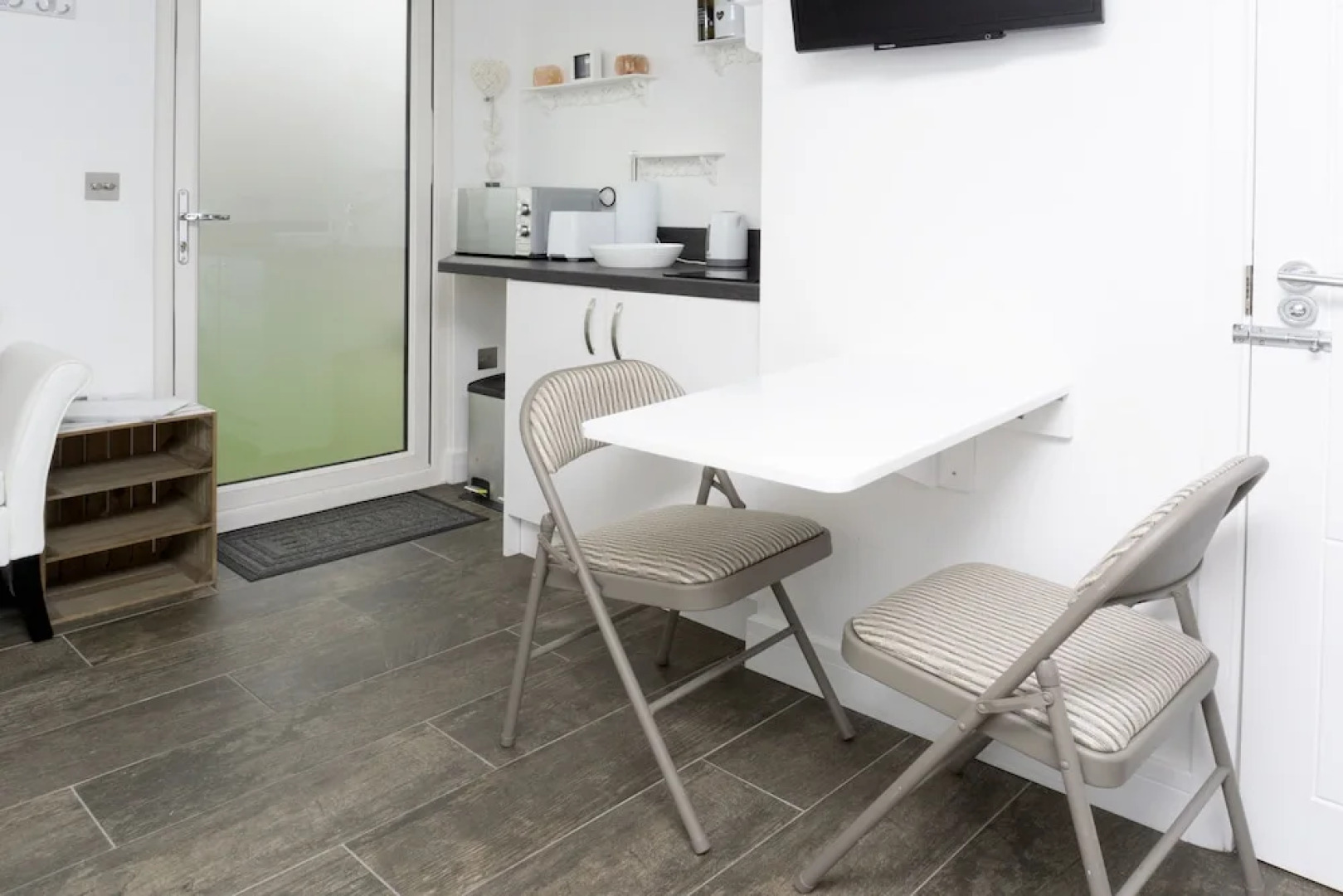 Beautiful 2 Bed Studio