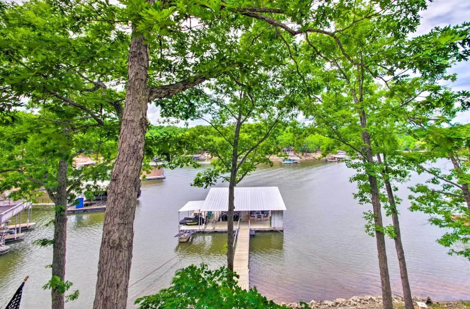 Porch, Dock & Deck: Lake of the Ozarks Oasis!