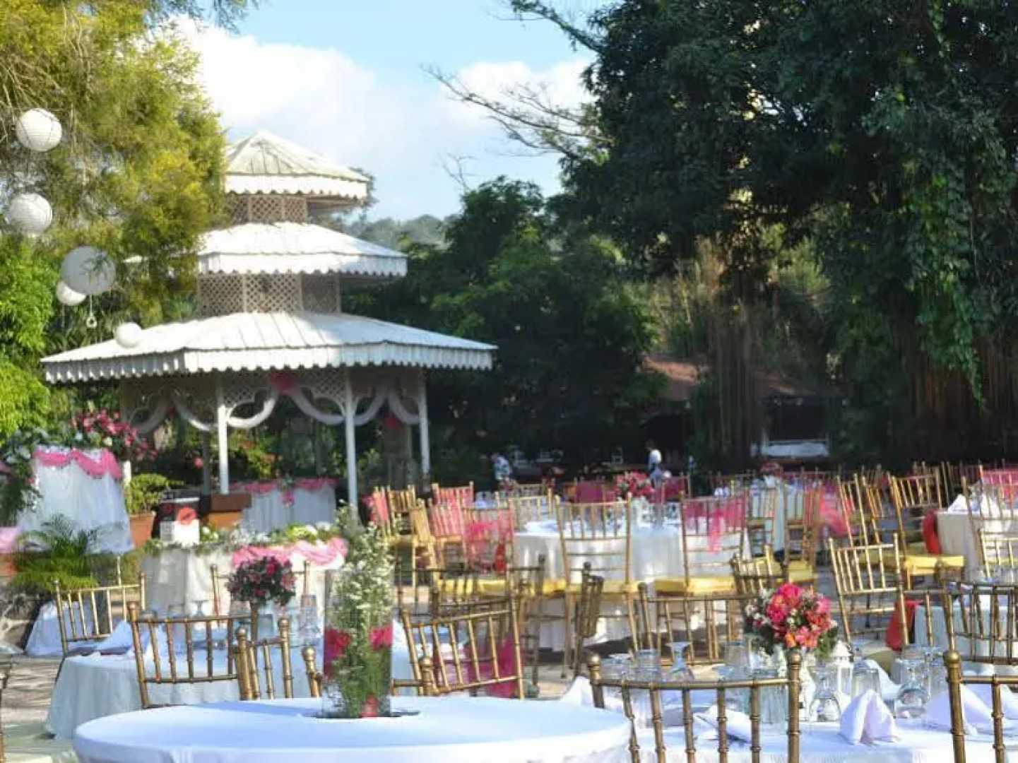 Anne Raquels Hillside Resort and Hotel