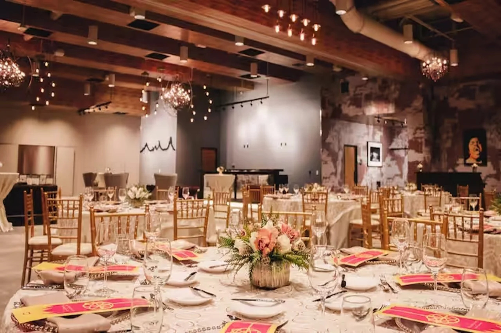Whitney Peak Hotel Reno, Tapestry Collection by Hilton