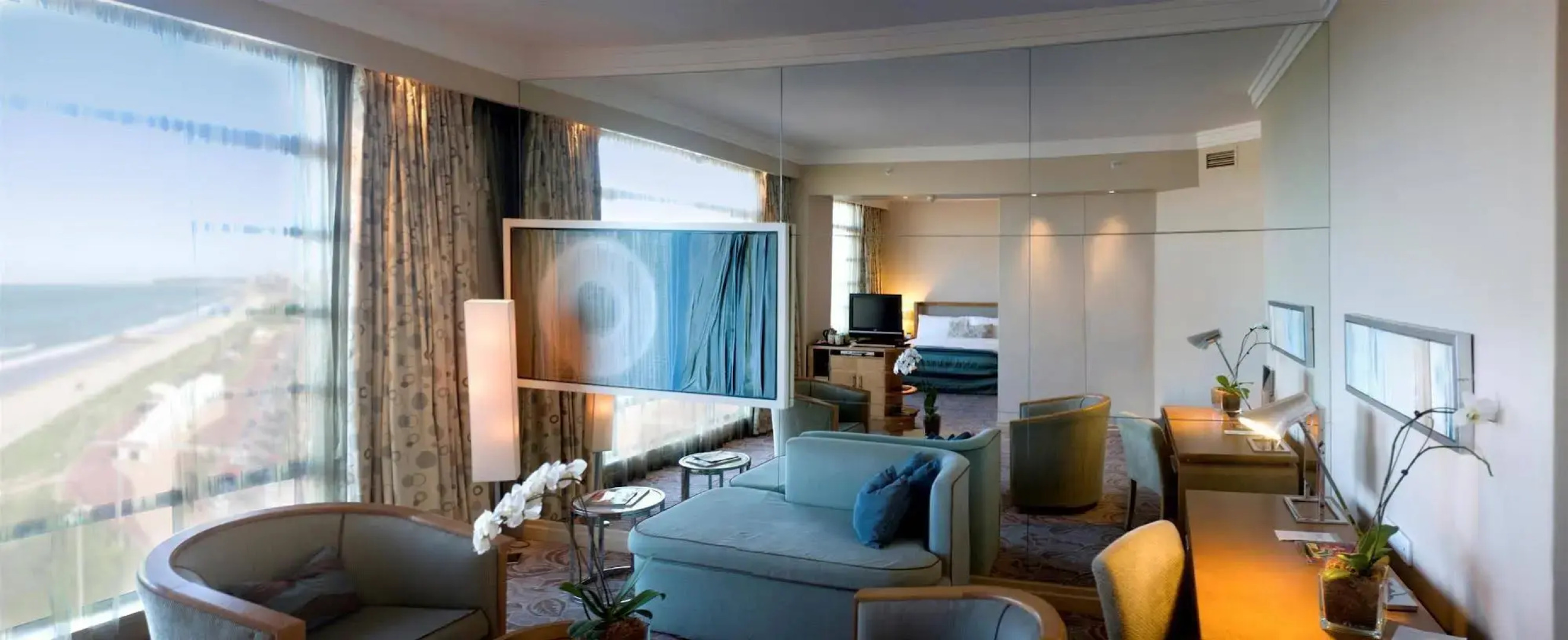 Suncoast Hotel & Towers