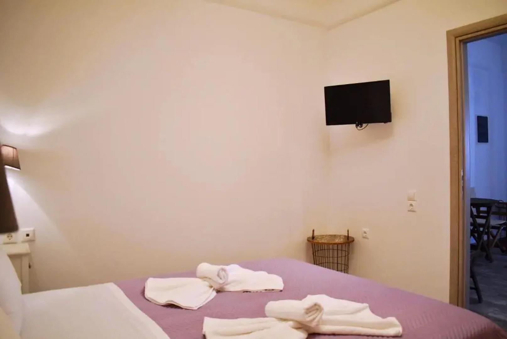 Tzamaros Studios Kythnos