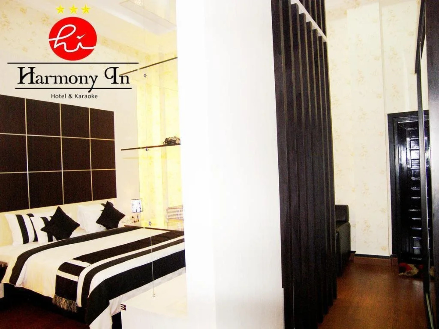 Hotel Harmony In Pontianak