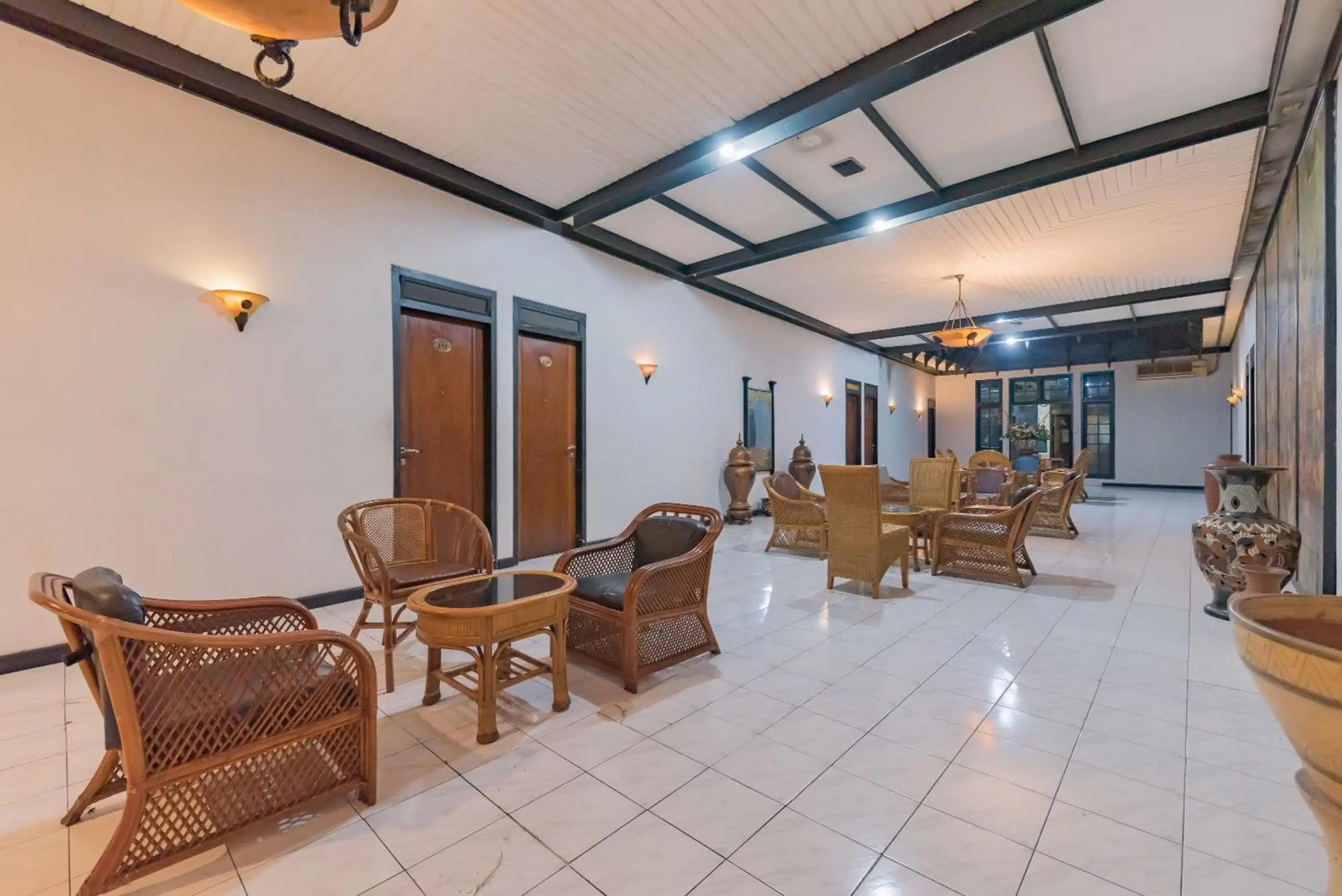 Crown Hotel Tasikmalaya