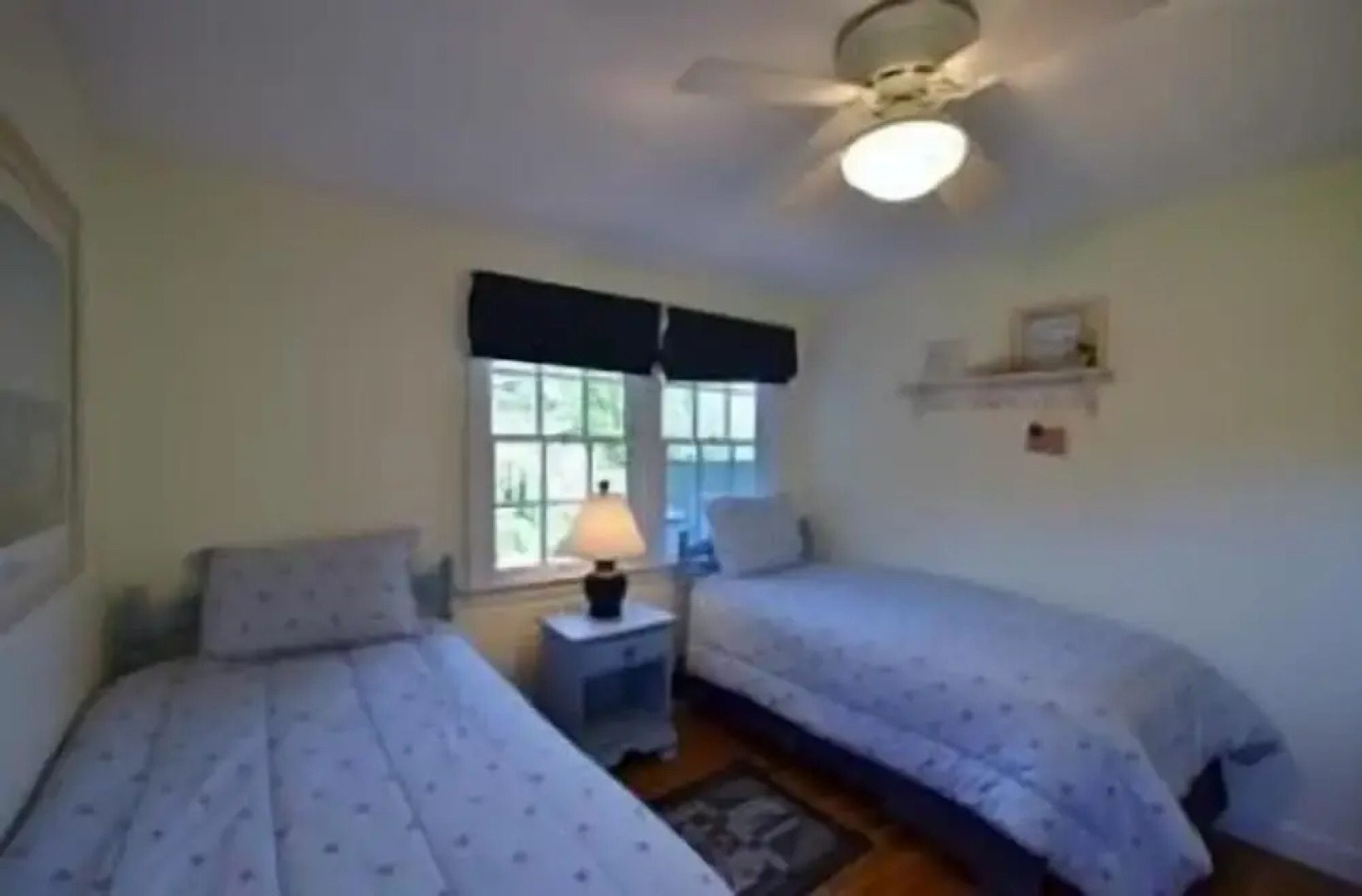 Seascape Upscale Cottage