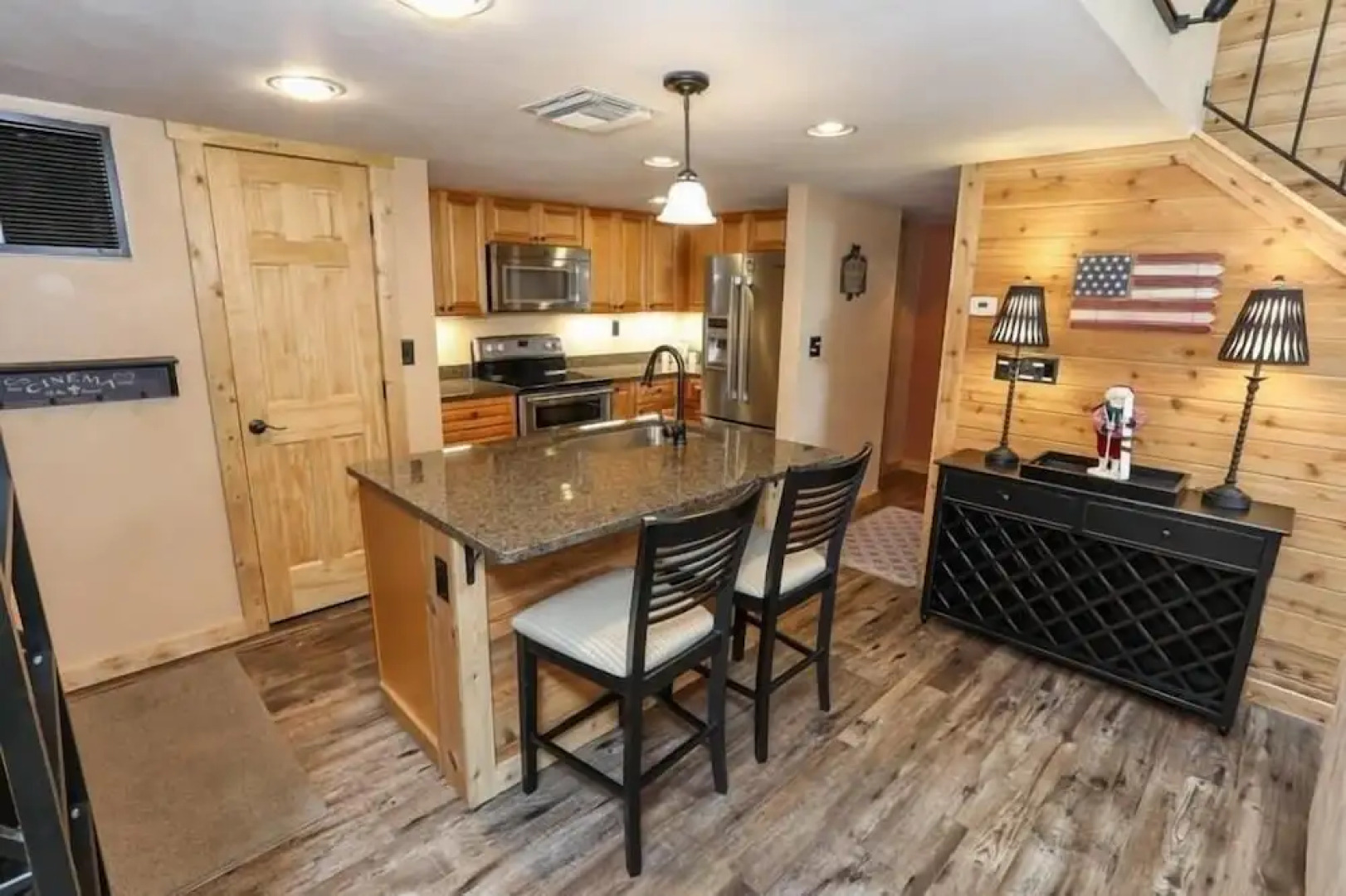 Seven Springs 2 BR Premium Condo, Walk to Slopes by RedAwnin