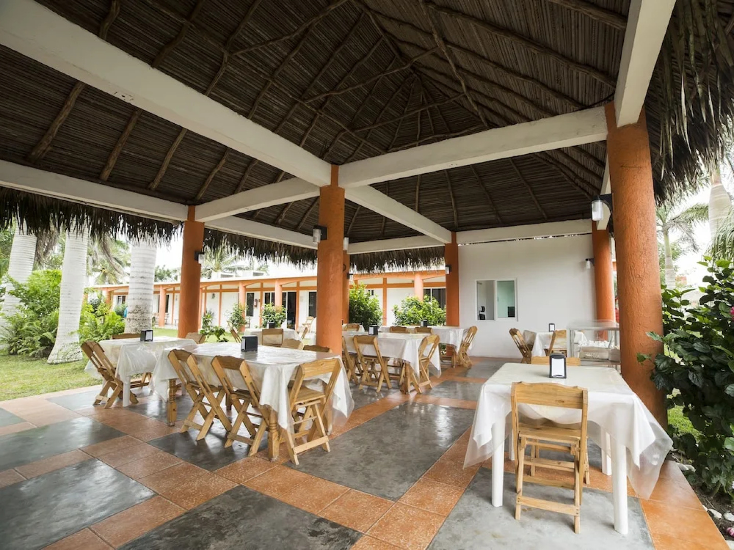 Hotel y Restaurant Casa Del Mar