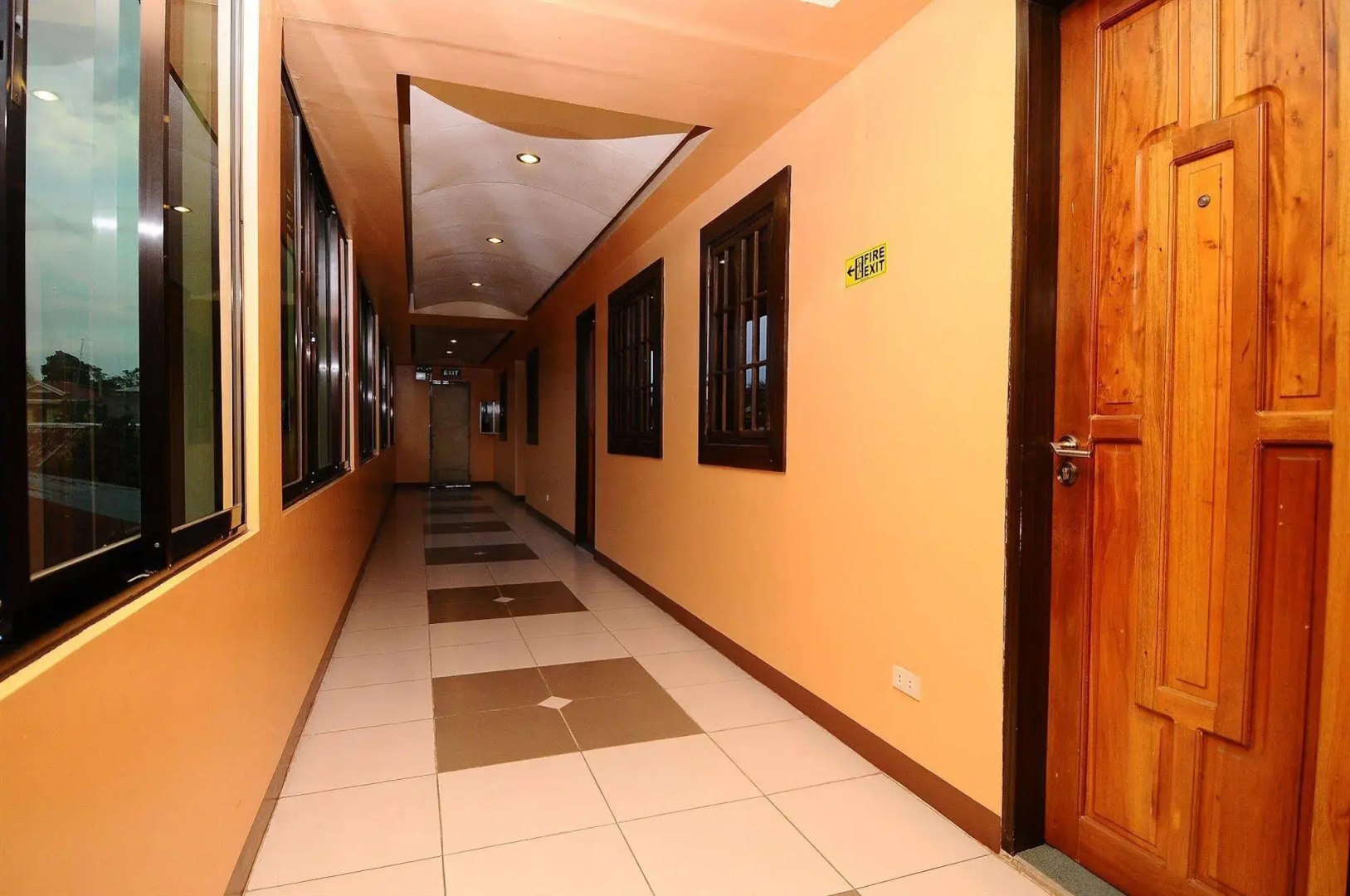 Big Apple Hotel & Bar