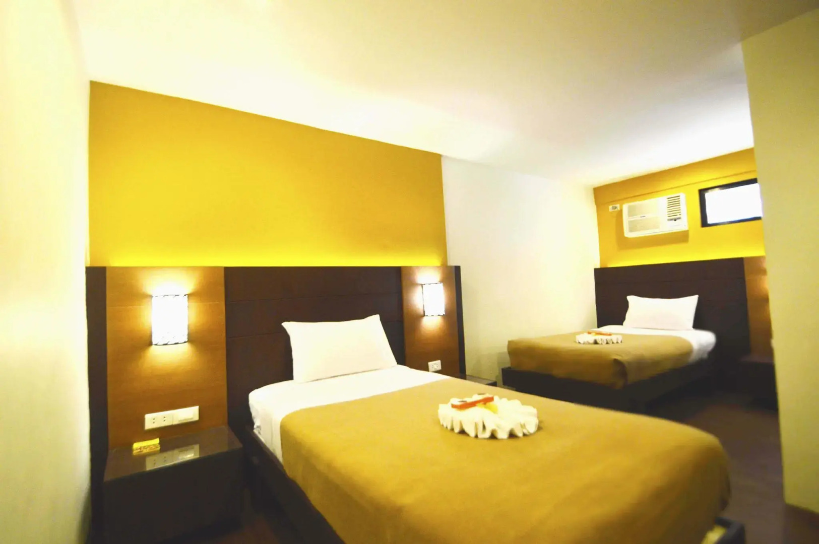 Tacloban Plaza Hotel