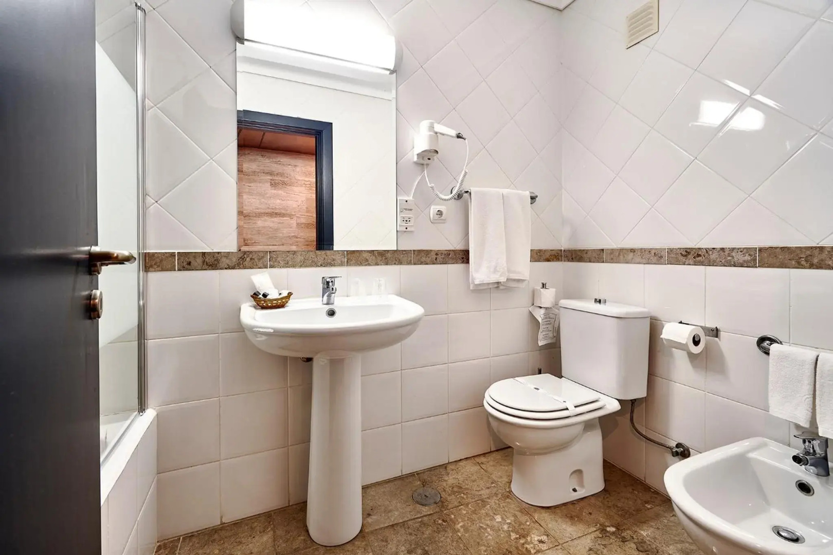 José Estêvão Hotel