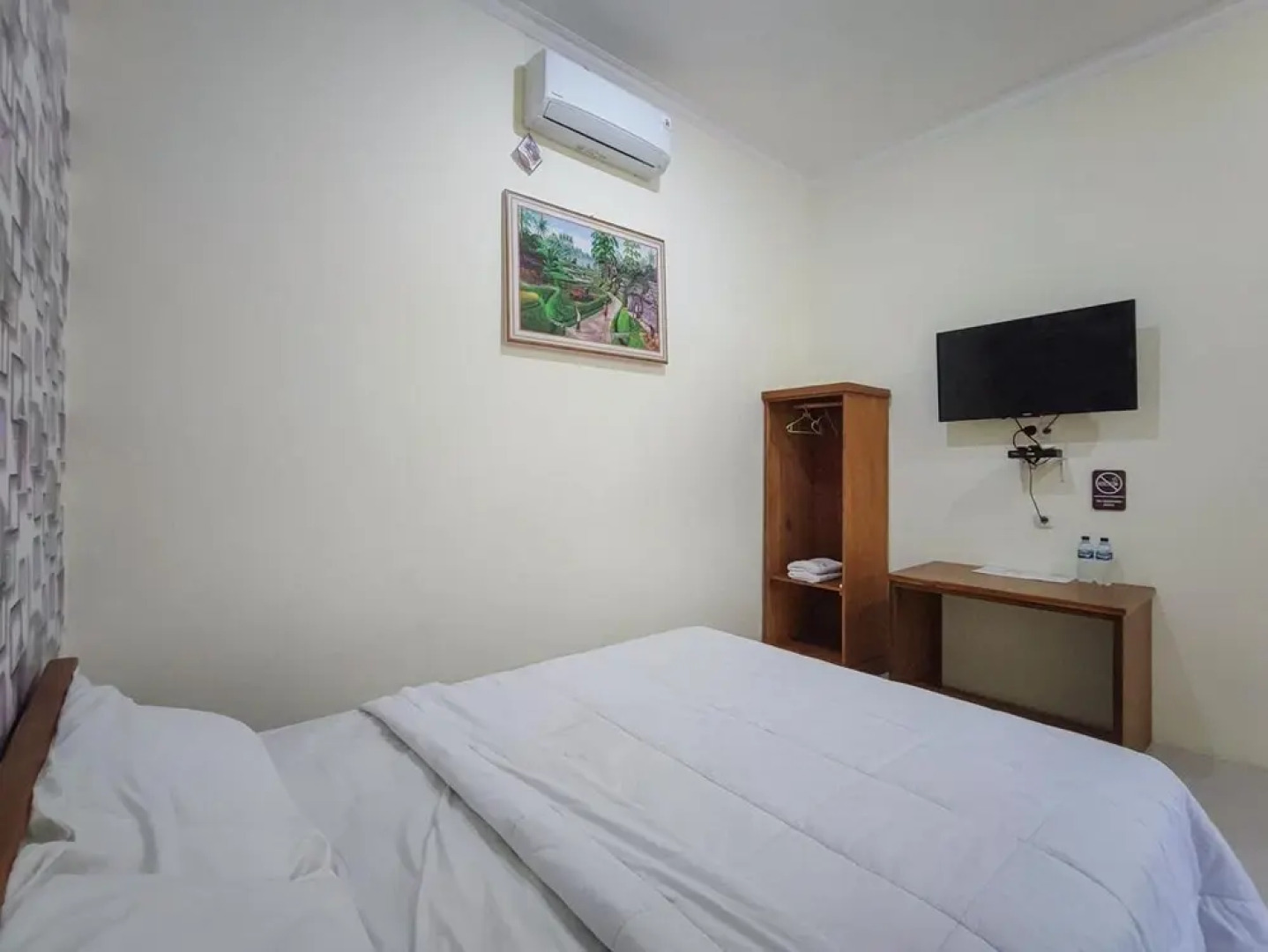 RedDoorz @ Tanakatto Homestay Waikabubak