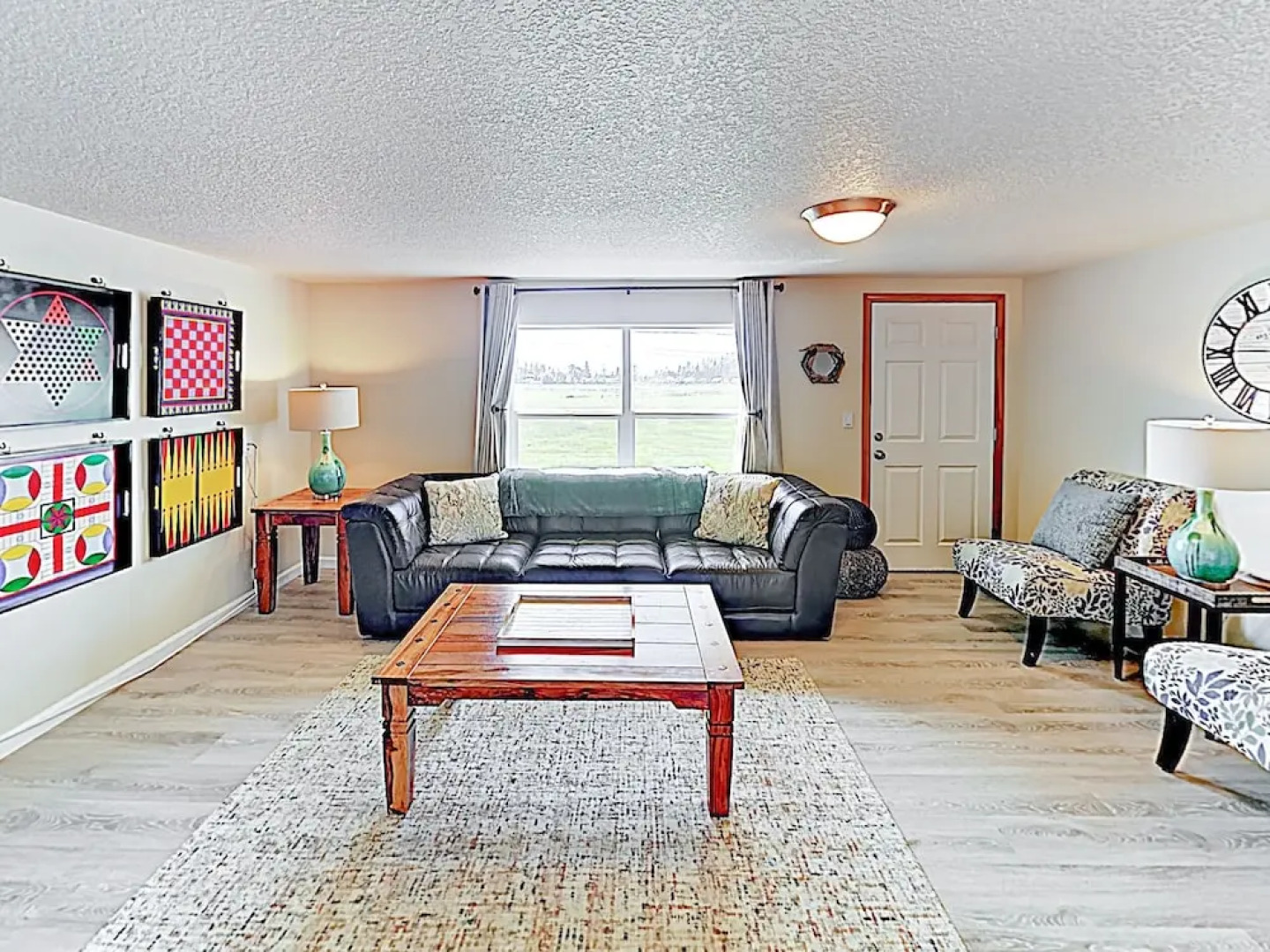 New Listing! Spacious Riverfront Gem W/ Firepit 3 Bedroom Home