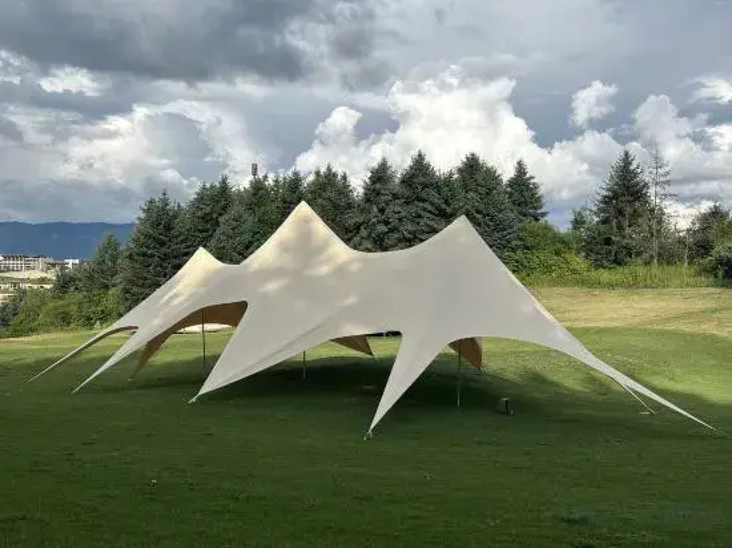 Jiuzhaigou Yunfengli International Outdoor Camp