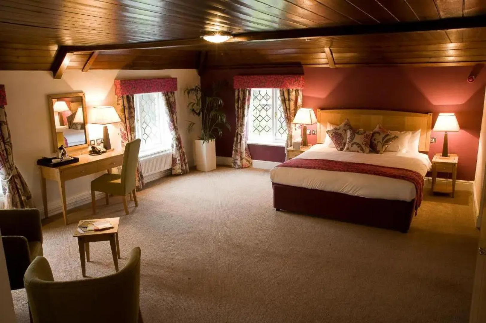 The Kingfisher Pub and Hotel