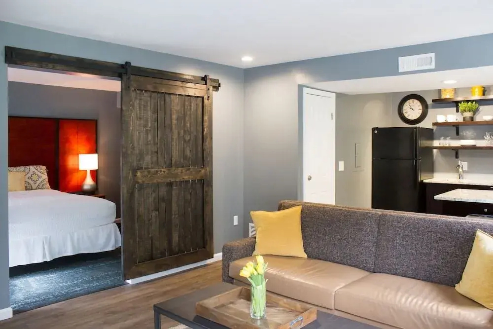 Cloverleaf Suites Columbus