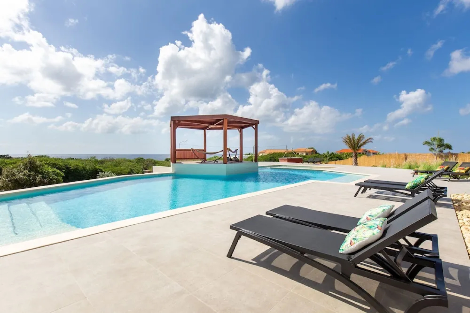 Cape Marie Luxury Apartments
