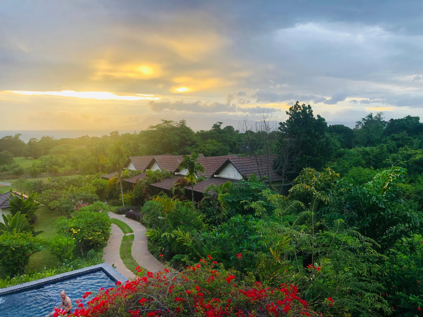 Atmaland Resort