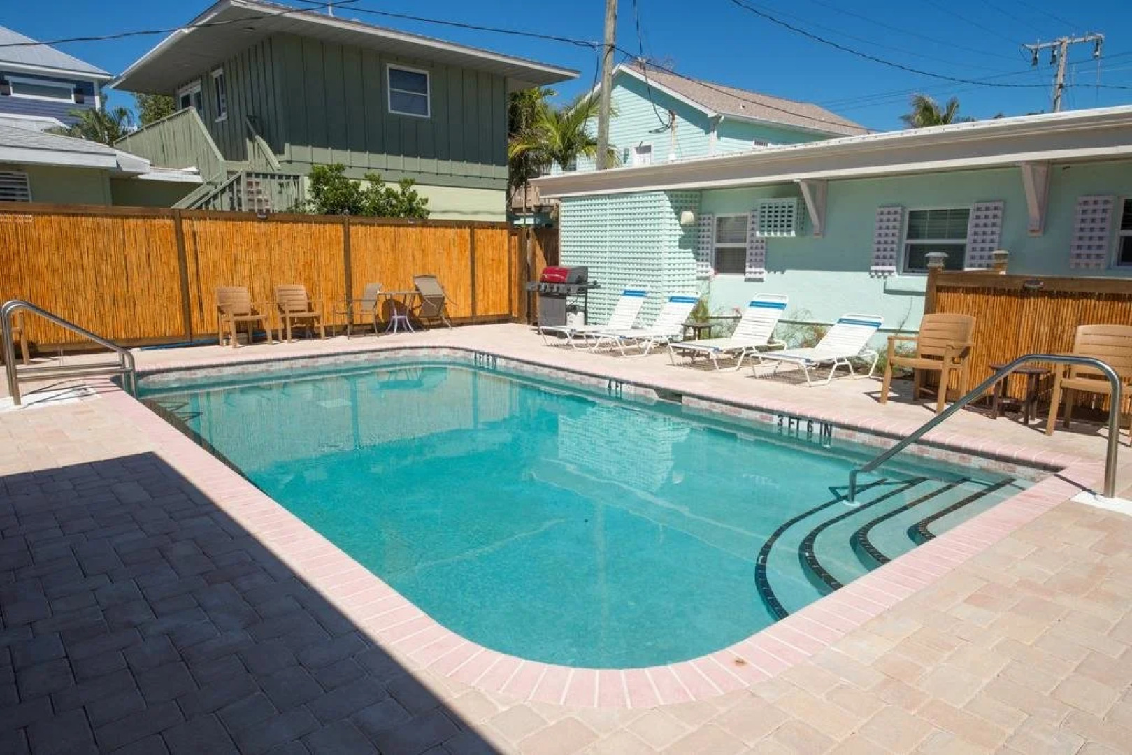 Haley's at The Anna Maria Island Inn