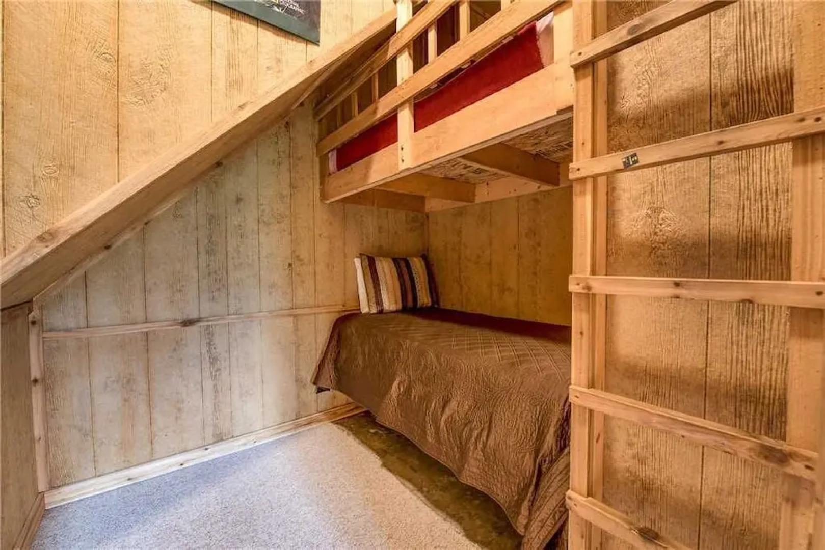 Above the Clouds II 4 Bedroom Home