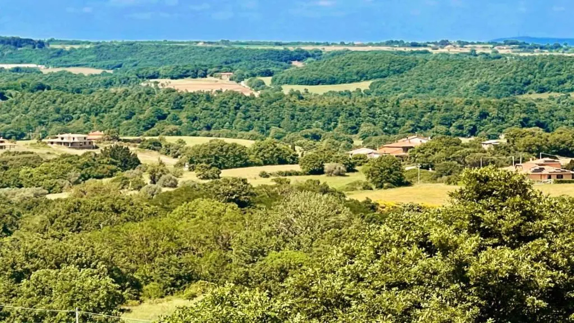 Exclusive Villa in Montefiascone -pool and Jacuzzi