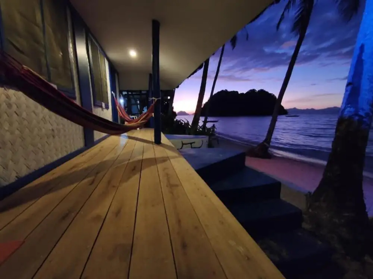 El Nido Beach Huts