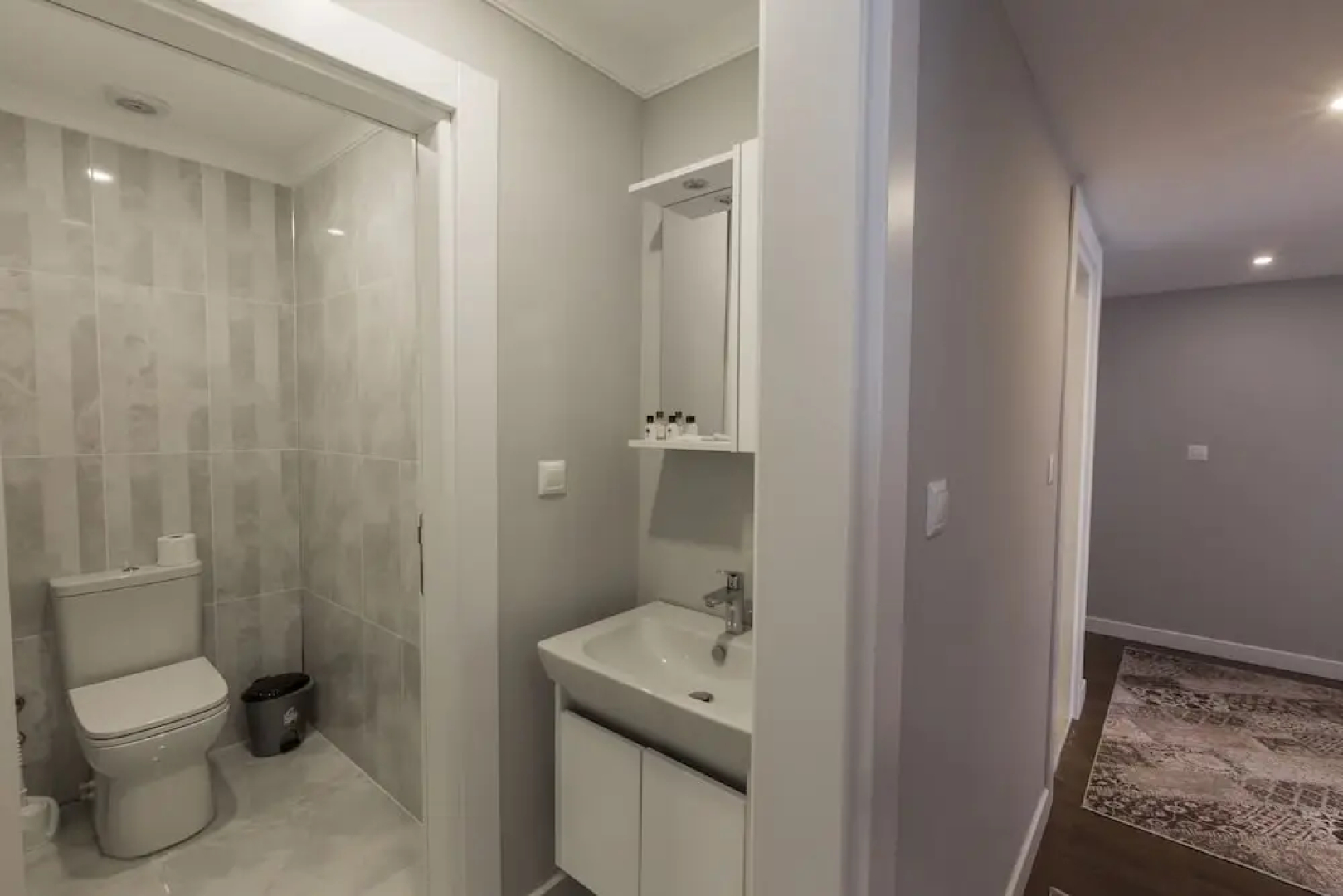 Royal Comfort Suites