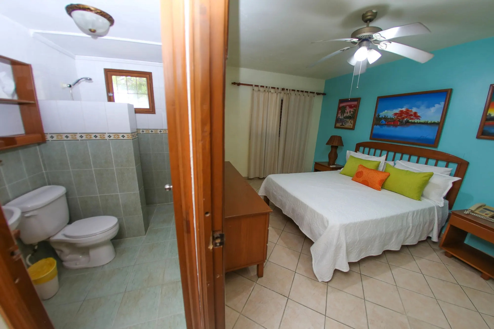 Acuarium Suite Resort