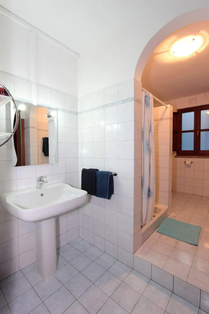 B&B Nuraximannu