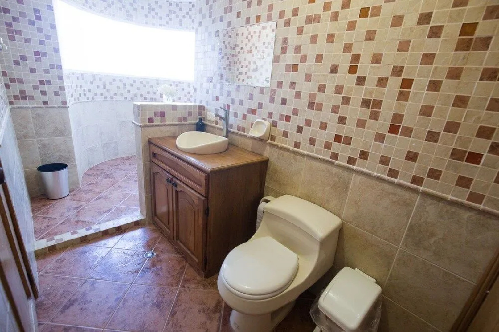 Urantia Boutique Hostel